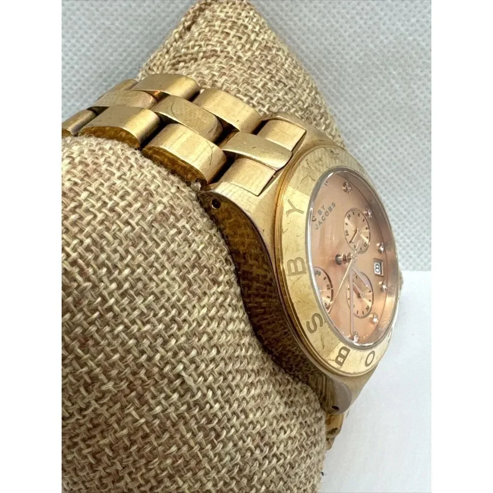Marc Jacobs Blade MBM3102 Women's Stainless Steel Analog Gold Dial Watch JNA724